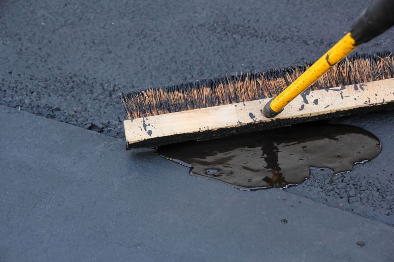 Asphalt Sealcoating